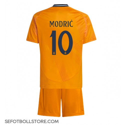 Real Madrid Luka Modric #10 Replika babykläder Bortaställ Barn 2024-25 Kortärmad (+ korta byxor)